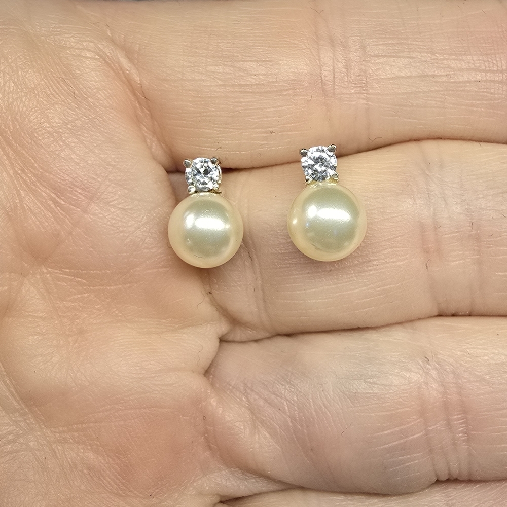 Elegant 8mm Pearl and Crystal Stud Earrings Set In Sterling Silver - Picture 4 of 7